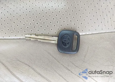 2003 Toyota Avalon Xl from USA, damaged, VIN 4T1BF28B43U282628